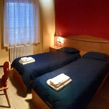 Lozzo Di Cadore - Dolomiti - Piazza Iv Novembre Apartamento Lozzo Cadore
